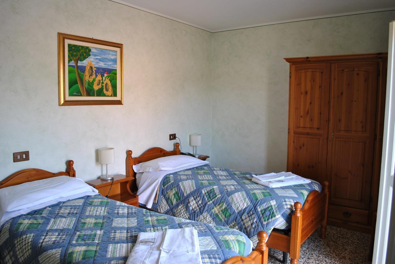 La Lanterna Di Guiglia Hotel Eksteriør billede